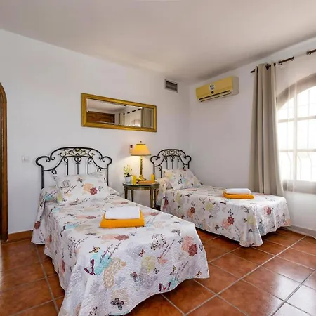 Villa Nikki By Puerto del Carmen (Lanzarote)