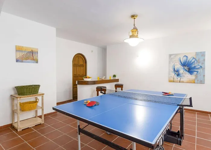 فيلة Nikki By بويرتو ذيل كارمين